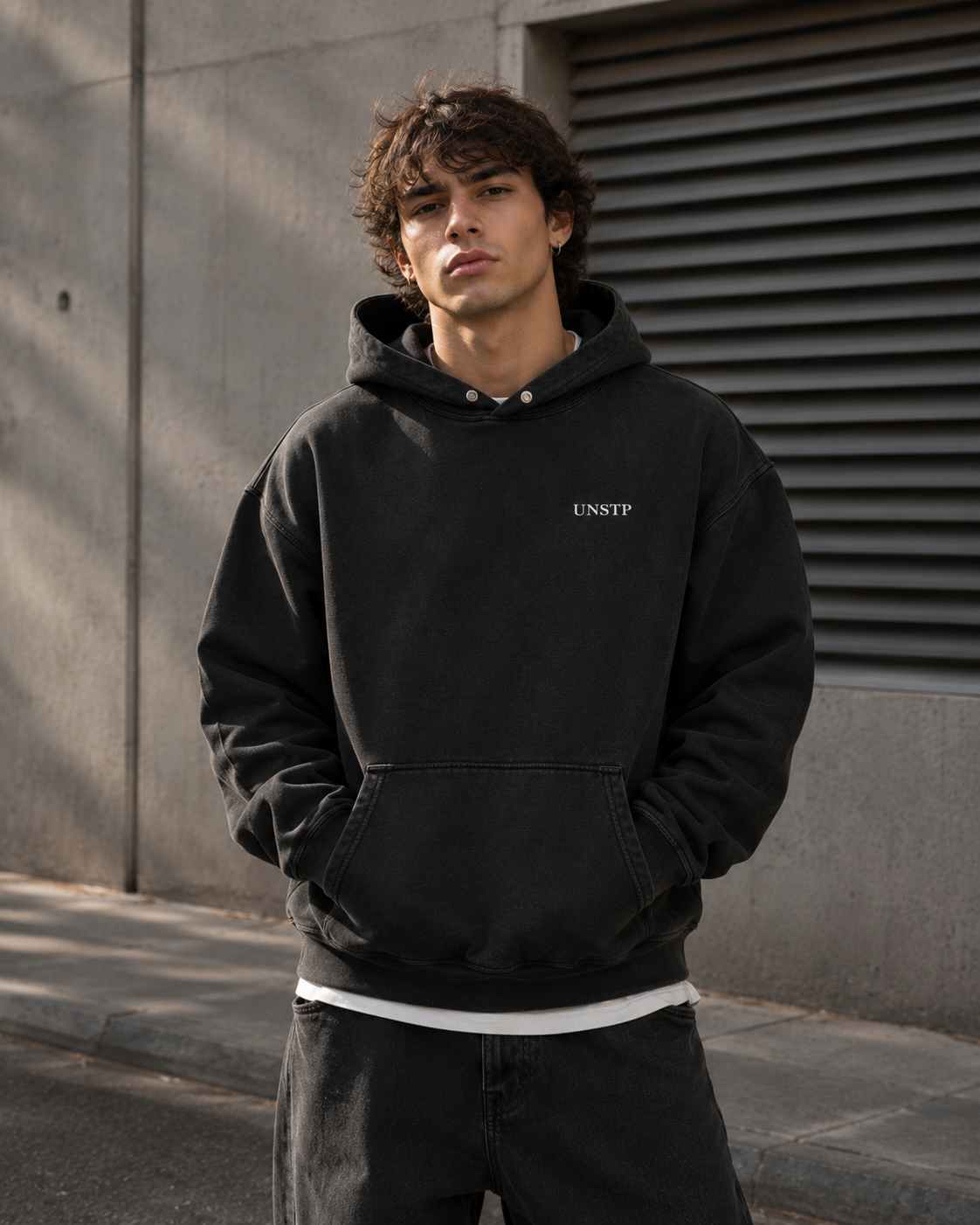 UNSTP Essential Hoodie | Sudadera Minimalista Premium
